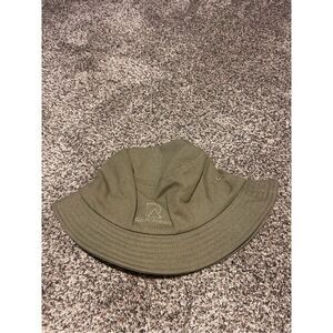 Re Purpose green bucket hat C27-40